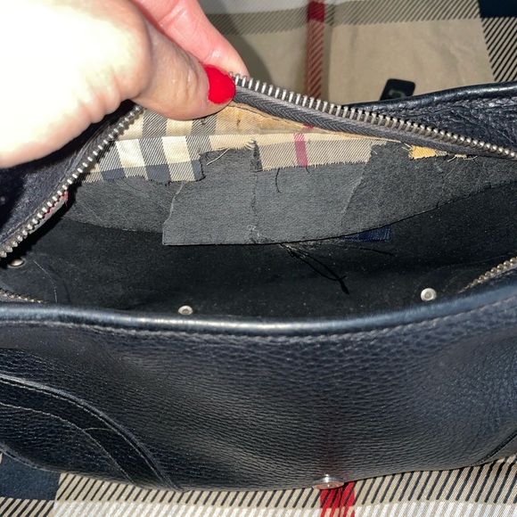 Burberry Shoulder Bag - Picture 9 of 16